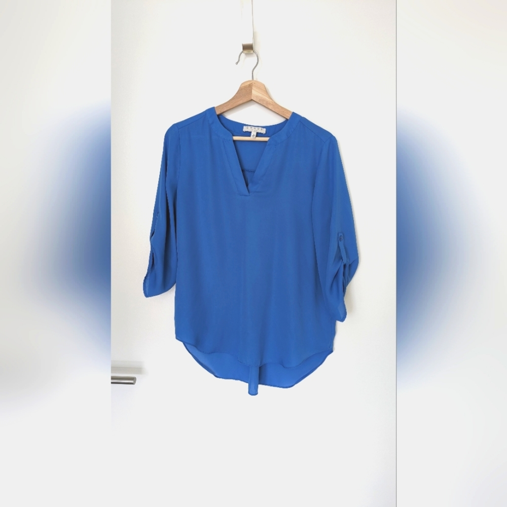 CHAUS Small Blue Blouse